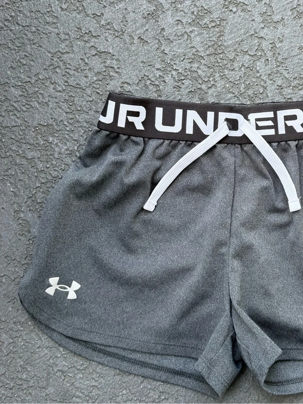 Under Armour girls Gray Performance Shorts